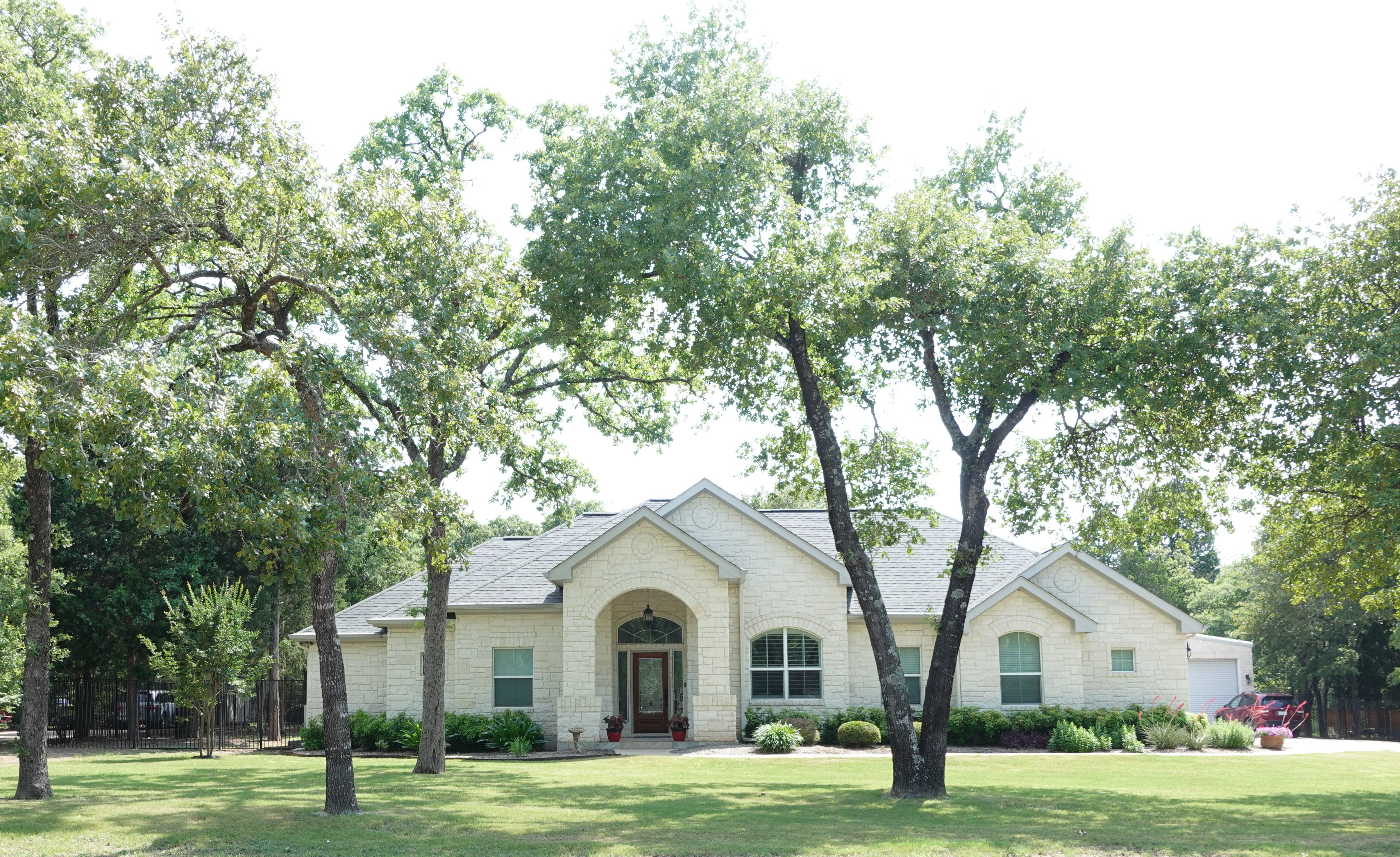 124 Pin Oak Crossing